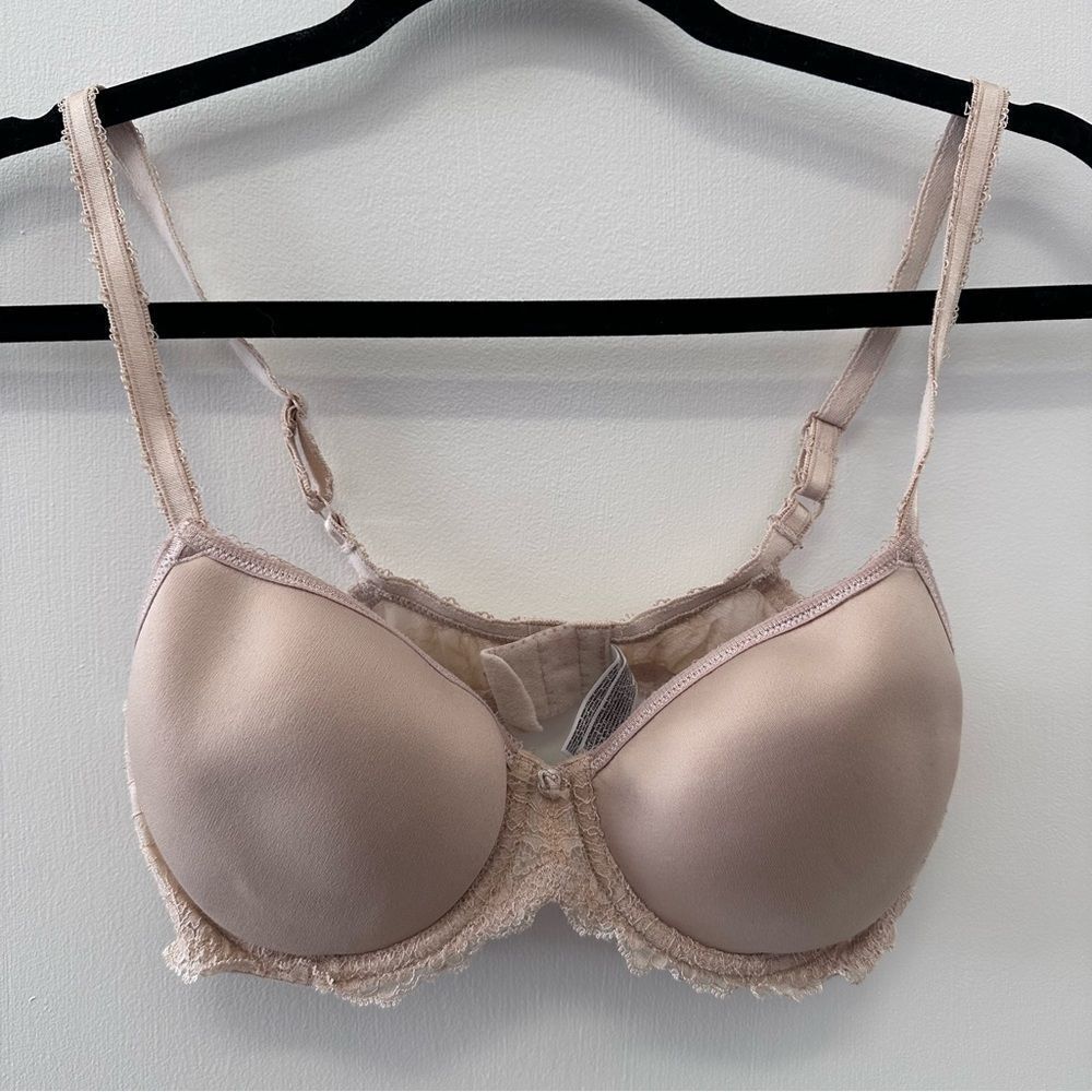 Wacoal 853255 Lined Underwire Seduction Spacer T-Shirt Bra Size 36B